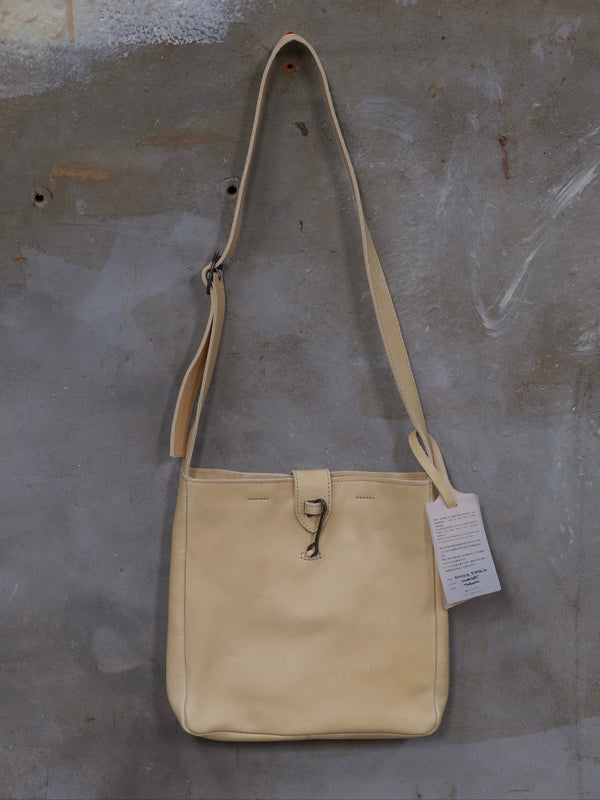 AVIVA JIFEI XUE X Tagliovivo Hand-dyed horse leather handbag/shoulder bag Artisan AJX-TOTE BAG S-Sand